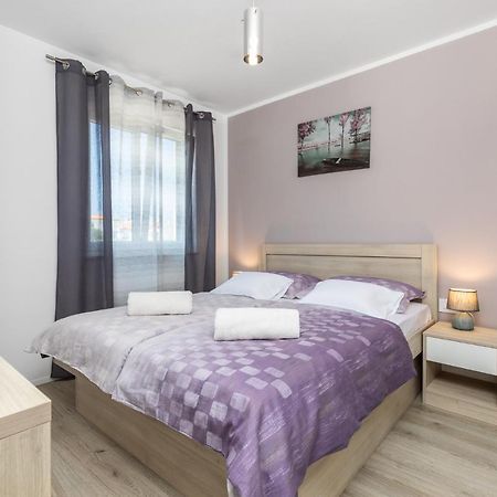 פונאנט Apartman Bura מראה חיצוני תמונה