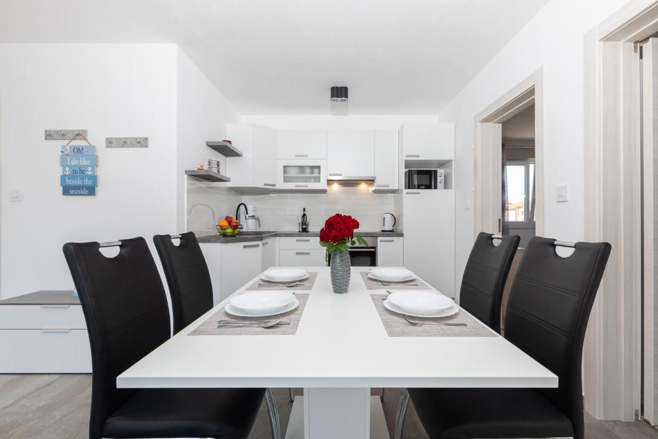 פונאנט Apartman Bura מראה חיצוני תמונה